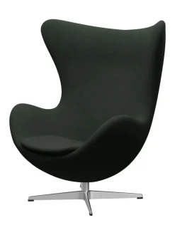Fritz Hansen Ægget, sort læder/aluminium af Arne Jacobsen><noscript><img width=