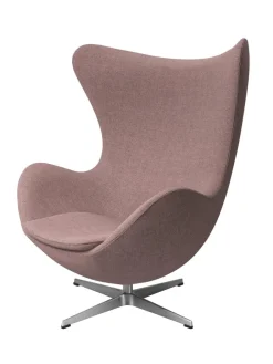Fritz Hansen Ægget, sort læder/aluminium af Arne Jacobsen><noscript><img width=