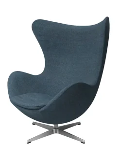 Fritz Hansen Ægget, sort læder/aluminium af Arne Jacobsen><noscript><img width=