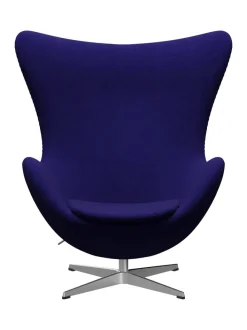 Fritz Hansen Ægget, sort læder/aluminium af Arne Jacobsen><noscript><img width=