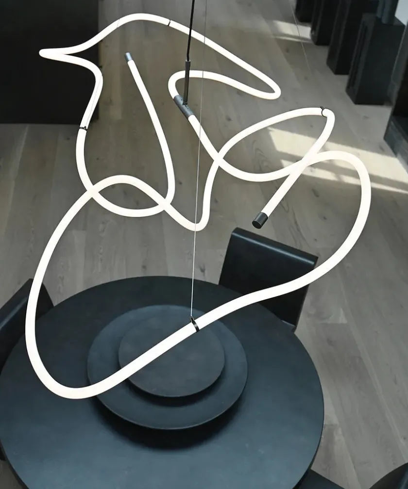 101 Copenhagen Ghost Chandelier, Big, Burned Black fra> Spots|Lysekroner
