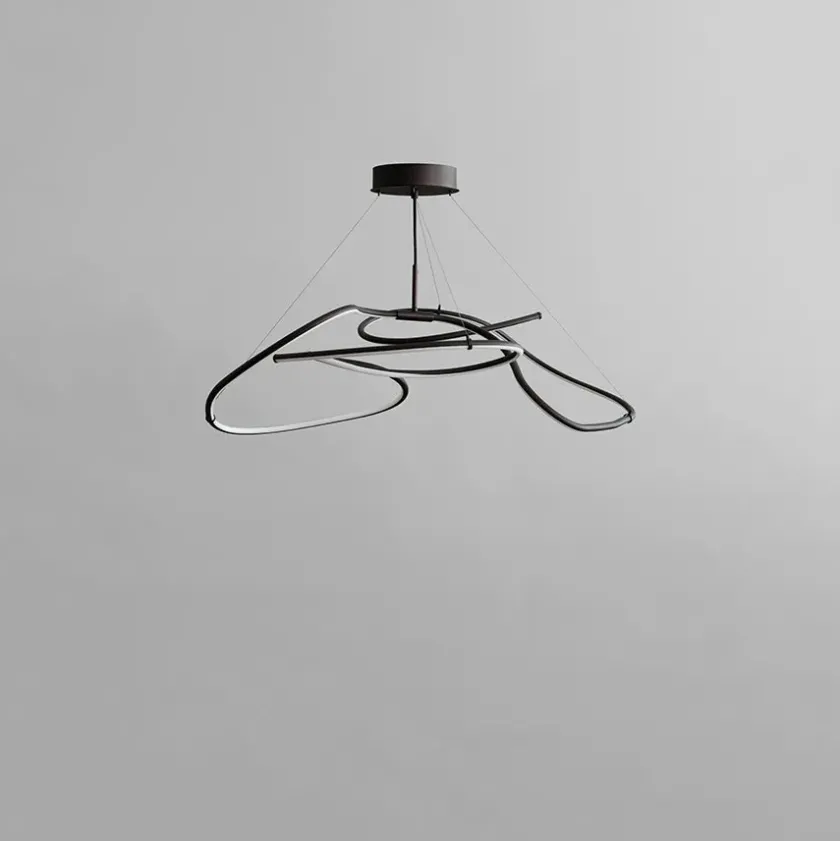 101 Copenhagen Ghost Chandelier, Mini, Burned Black fra> Lysekroner|Spots