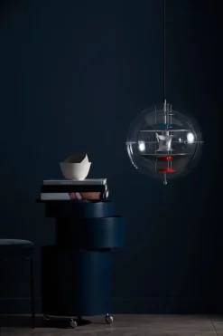 Verpan Globe, Brass Finish pendel Ø40 af Verner Panton><noscript><img width=