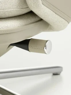 Vitra Grand Relax Lænestol inkl. Fodskammel, grey/beige fra><noscript><img width=