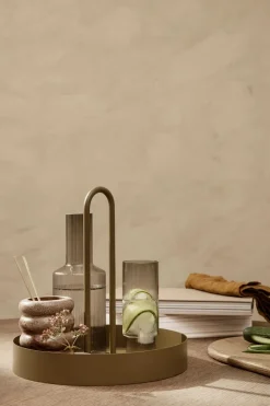 Ferm Living Grib Tray, Olive fra> Bakker