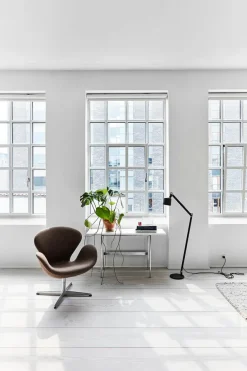 Vipp Gulvlampe fra><noscript><img width=