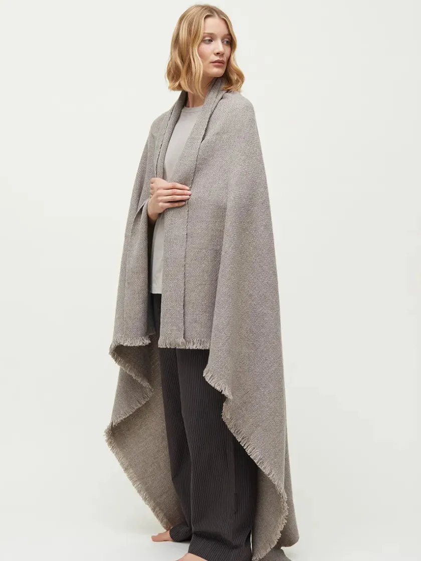 Aiayu Haya Wool Throw, pure soil fra> Puder Og Plaider