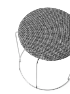 &Tradition Hynde til Wire Stool VP11 af Verner Panton><noscript><img width=