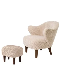 Audo Copenhagen Ingeborg med Fodskammel, Boucle fra><noscript><img width=