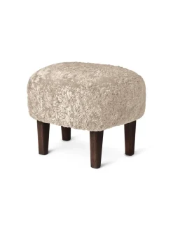 Audo Copenhagen Ingeborg med Fodskammel, sahara fra><noscript><img width=
