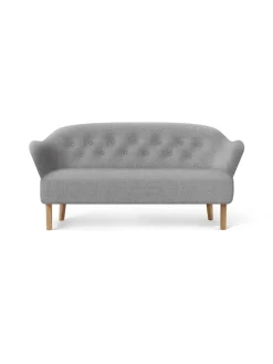 Audo Copenhagen Ingeborg Sofa fra><noscript><img width=
