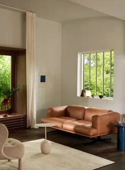 &Tradition Inland AV22 sofa fra><noscript><img width=