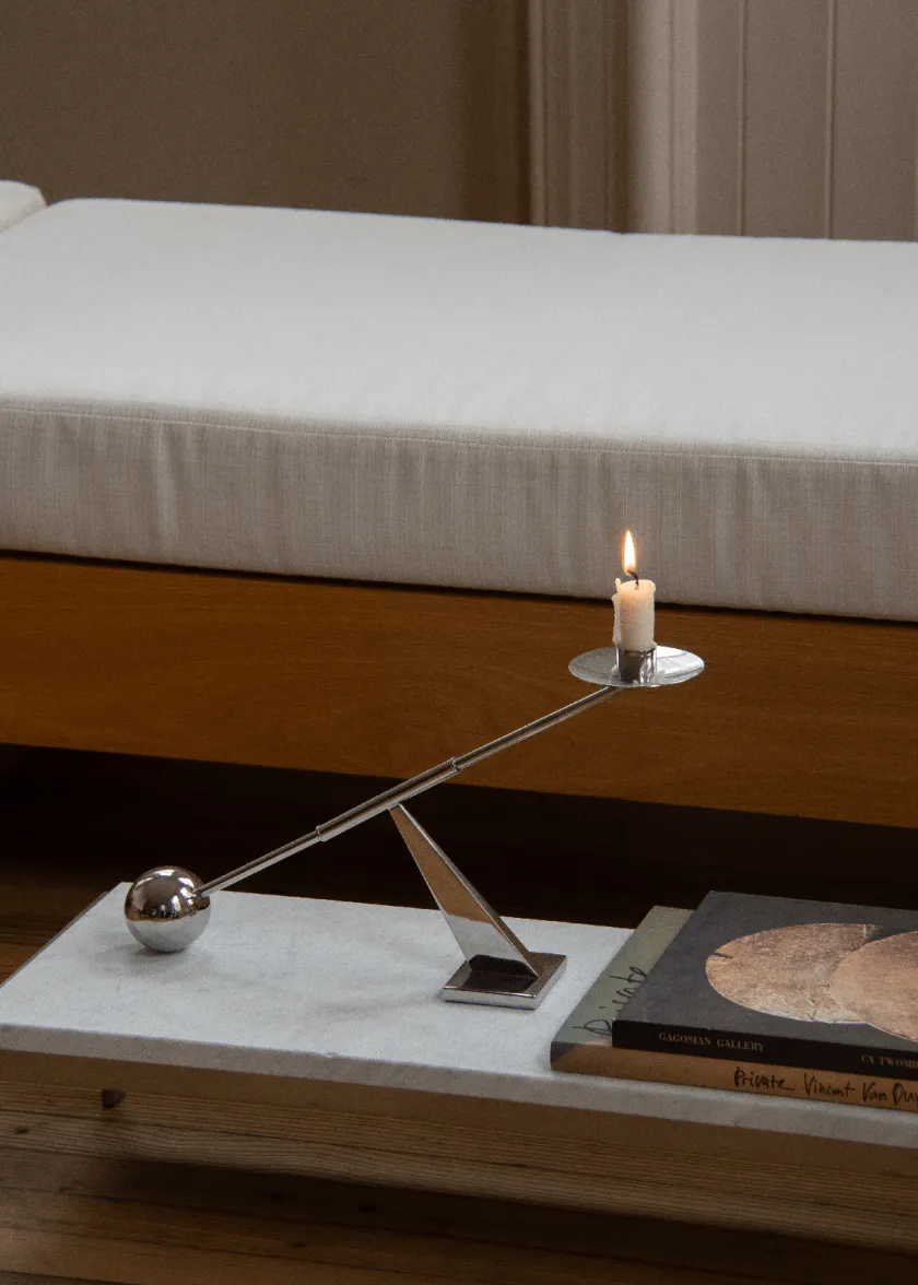 Audo Copenhagen Interconnect Candle Holder - small, black fra> Gaver Til Ham|Gaver Til Hende