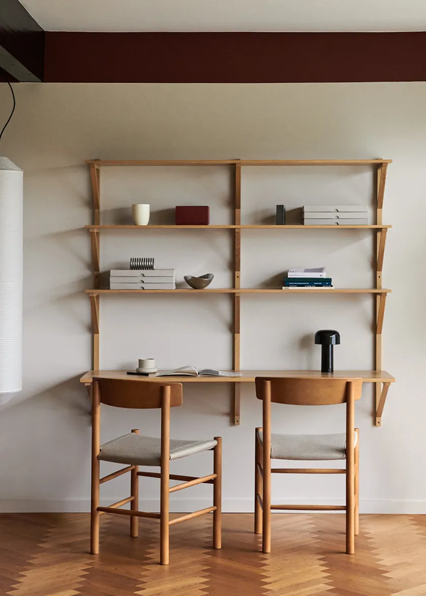 Fredericia Furniture J39 Folkestolen Sædepolstret, Sort Læder af Børge Mogensen> Spisebordsstole