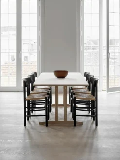 Fredericia Furniture J39 Folkestolen, sortlakeret bøg af Børge Mogensen><noscript><img width=