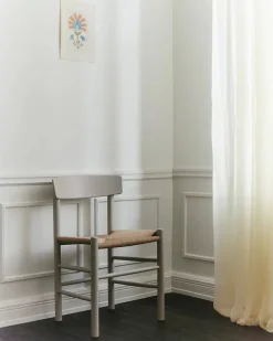 Fredericia Furniture J39 Folkestolen, Vintage lakeret af Børge Mogensen><noscript><img width=