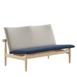 House of Finn Juhl Japan 2 pers. sofa, eg klar olie af Finn Juhl> Sofaer