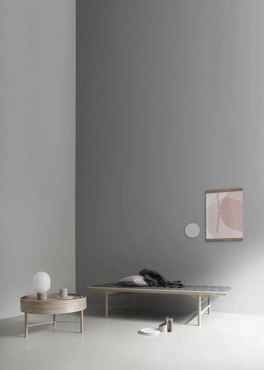 Audo Copenhagen JWDA Table Lamp, red travertine stone fra> Spots