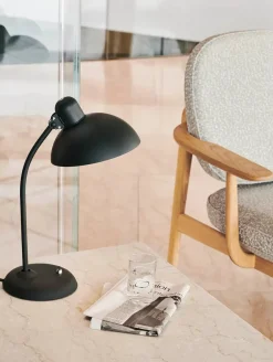 Fritz Hansen Kaiser Idell Bordlampe, kipbar fra><noscript><img width=
