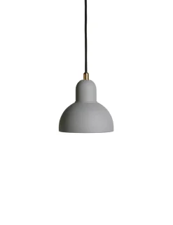 Fritz Hansen Kaiser Idell 6722-P Pendel fra><noscript><img width=