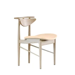 House of Finn Juhl Karmstolen, eg olie af Finn Juhl><noscript><img width=