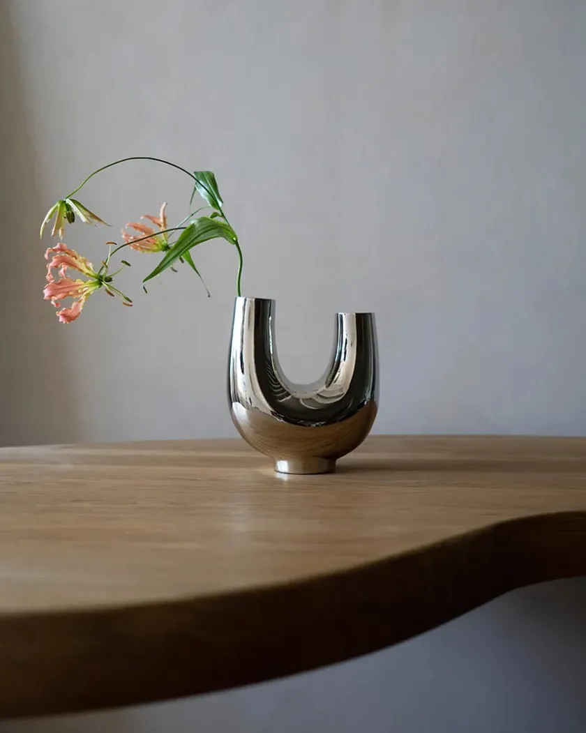 Hein Studio Kazumi Vase, silver fra> Vaser