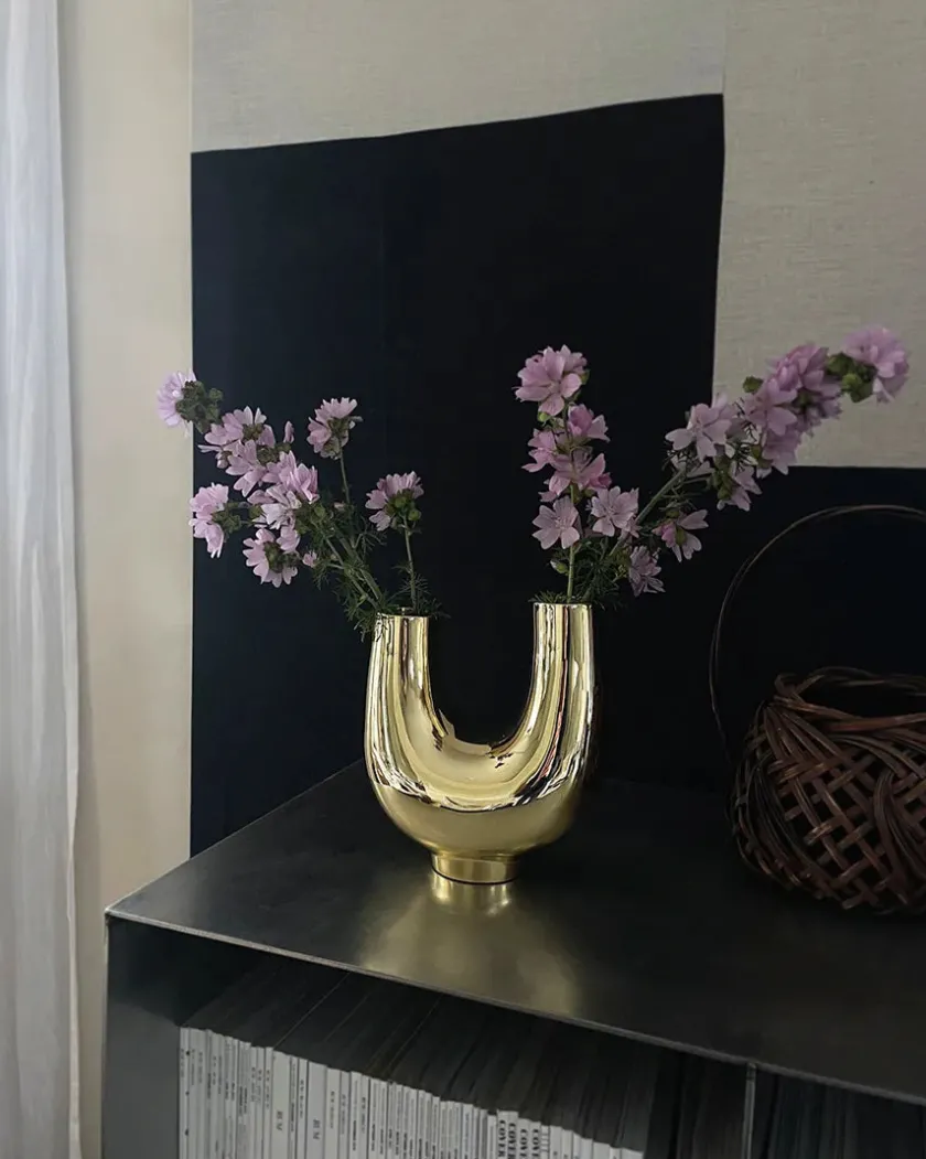 Hein Studio Kazumi Vase, silver fra> Vaser
