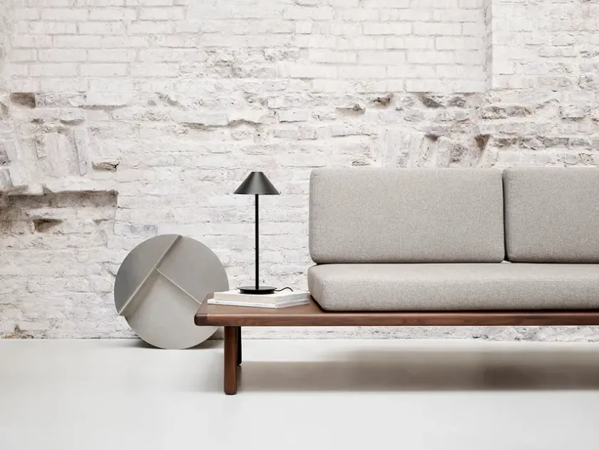 Louis Poulsen Keglen Bordlampe fra> Spots