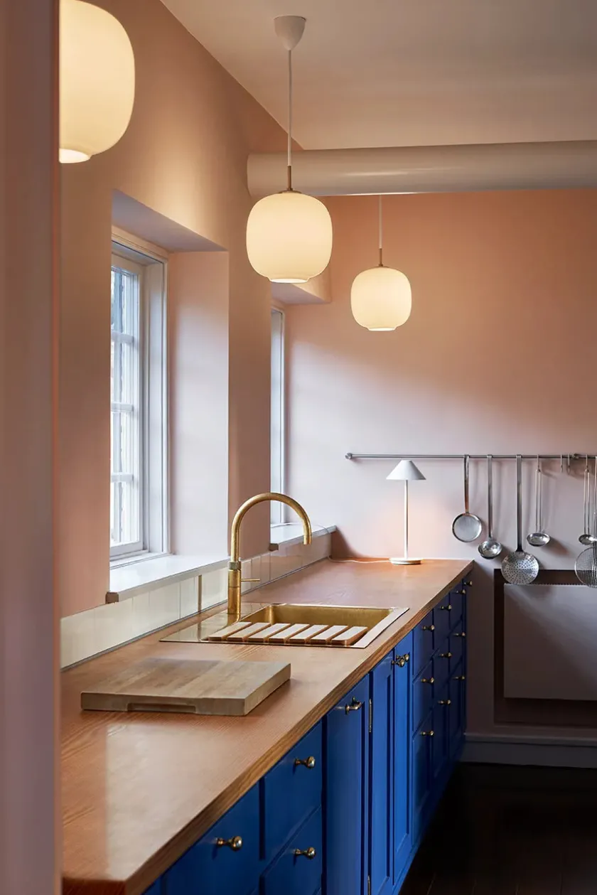 Louis Poulsen Keglen Bordlampe fra> Spots