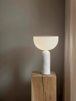 New Works Kizu Bordlampe Large, Black Marble fra><noscript><img width=