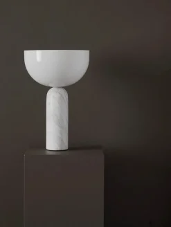New Works Kizu Bordlampe Large, White Marble fra><noscript><img width=