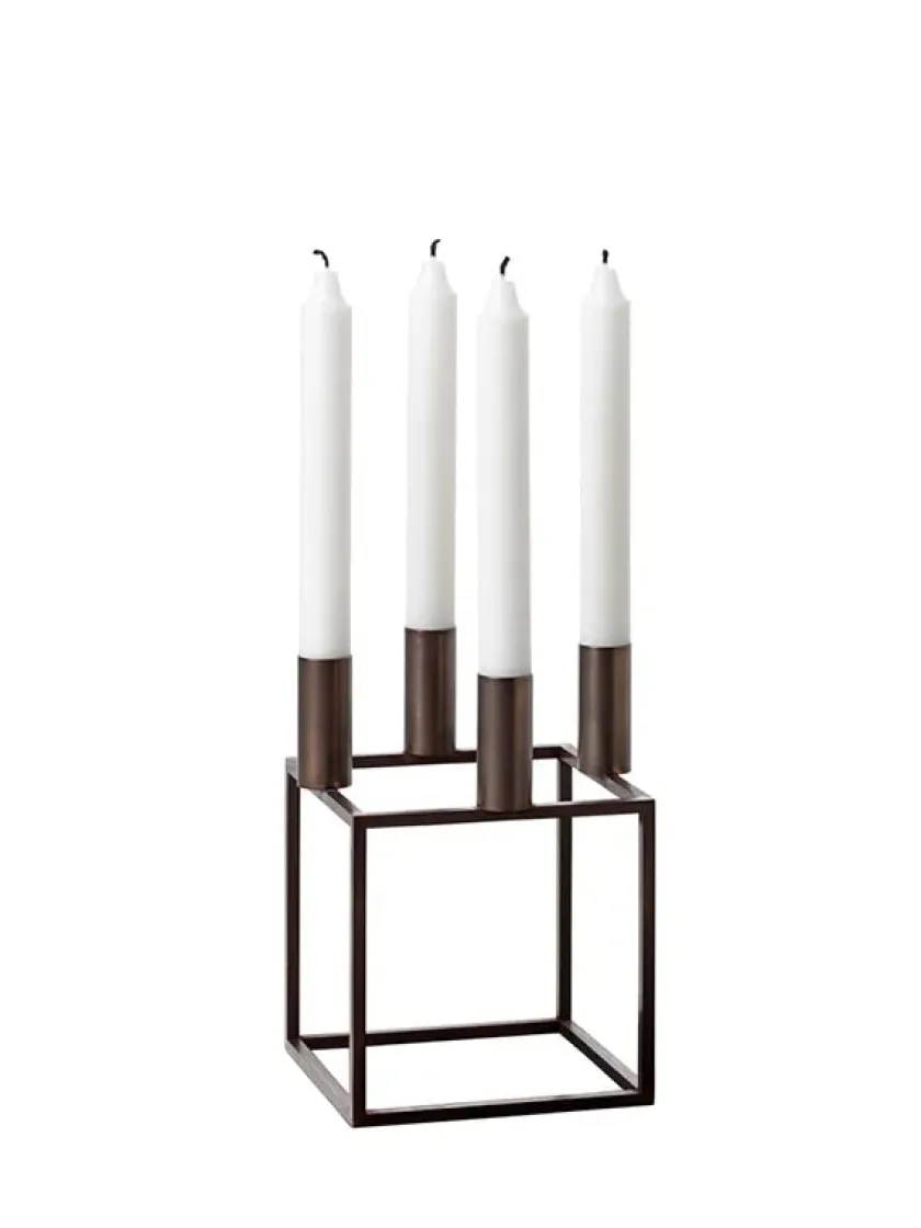 Audo Copenhagen Kubus 4 Lysestage, zink fra> Adventsstager|Lysestager