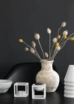 Audo Copenhagen Kubus T Lysestage, hvid fra> Lysestager