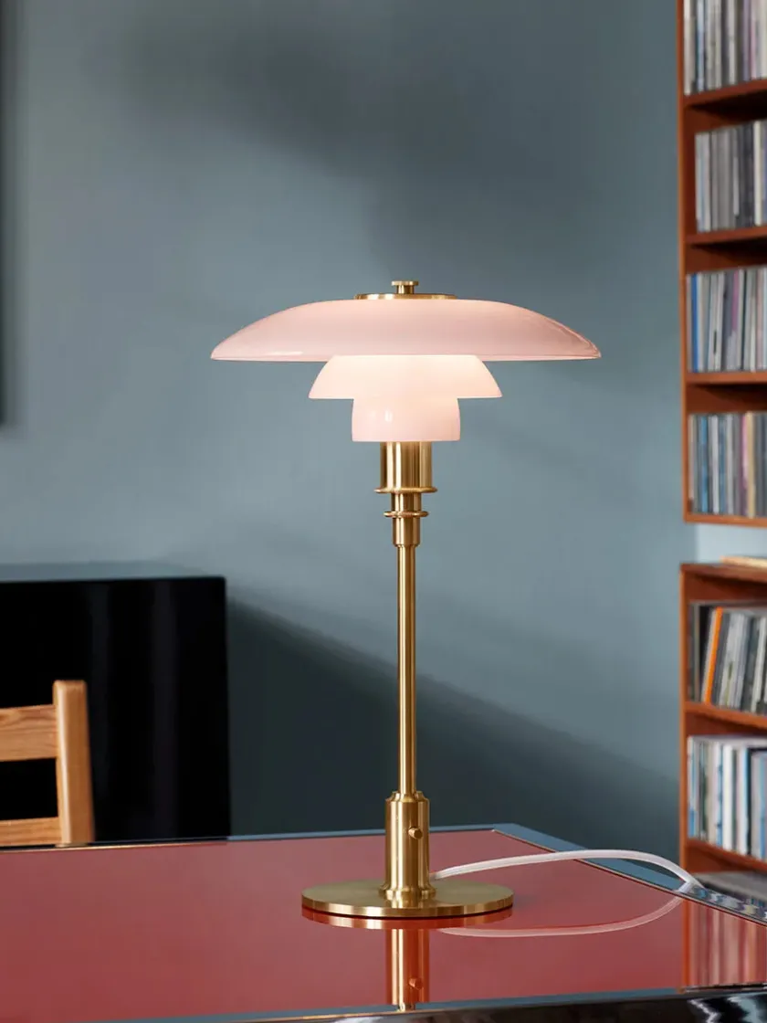 Louis Poulsen Limited Edition 2025 PH 3/2 Bordlampe fra> Spots