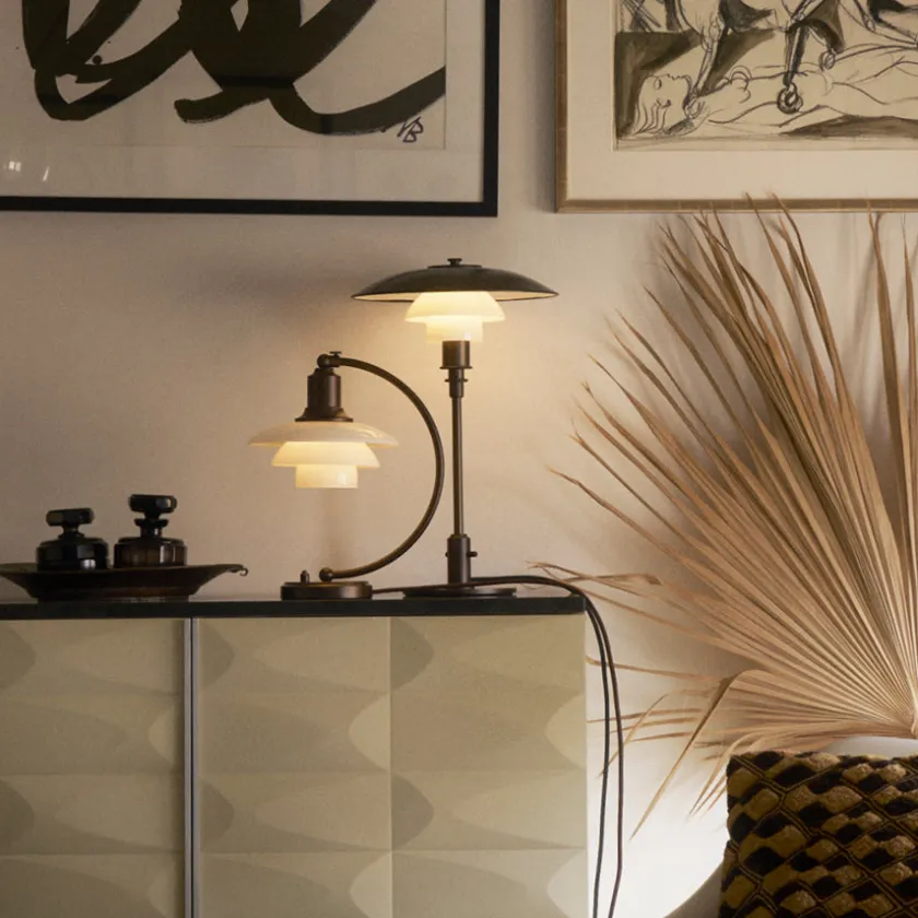 Louis Poulsen Limited Edition 2025 PH 3/2 Bordlampe fra> Spots