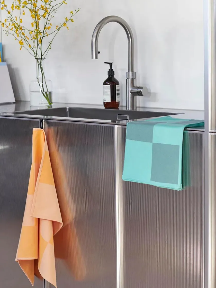 HAY Linear Tea Towel fra> Køkkentekstiler