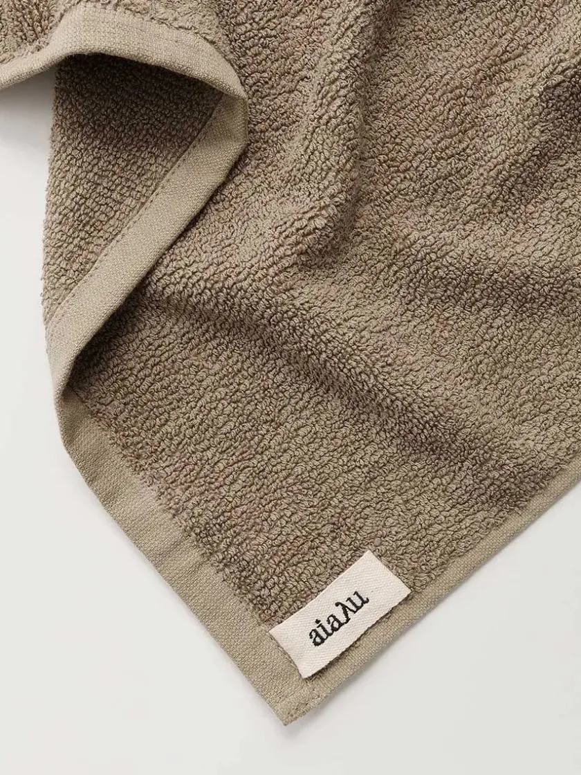 Aiayu Linen Bath Towel, 70 x 140 cm fra> Badeværelsestekstiler