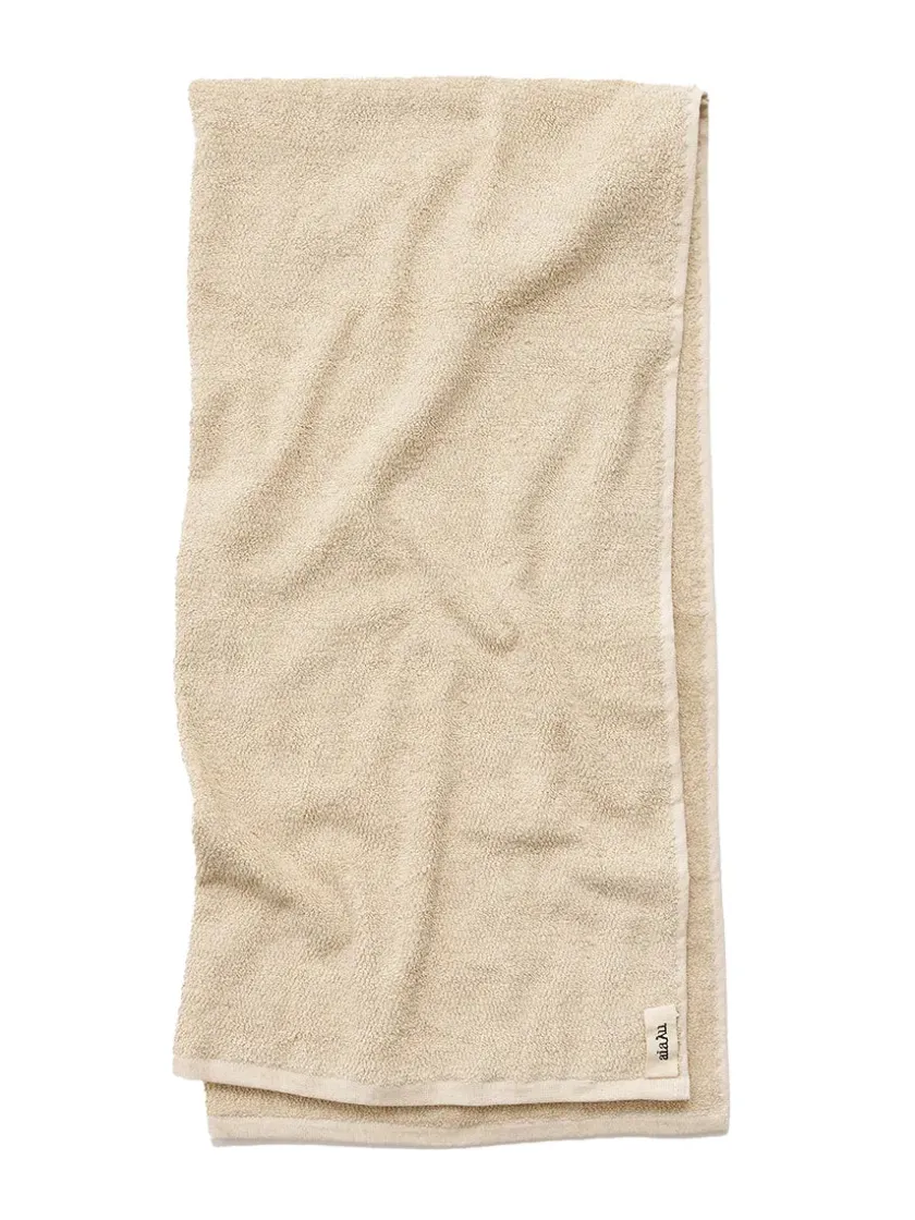 Aiayu Linen Bath Towel, 70 x 140 cm fra> Badeværelsestekstiler
