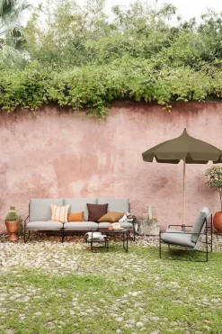 Ferm Living Lull parasol, Military Olive fra> Parasoller