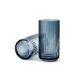 Lyngby Porcelæn Lyngbyvasen i hvid fra><noscript><img width=