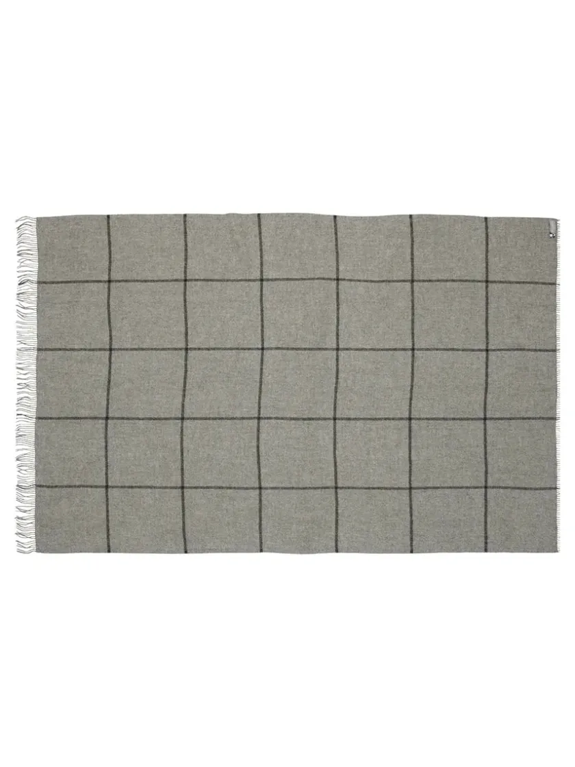 Silkeborg Uldspinderi Mandø Plaid, medium grey fra> Puder Og Plaider