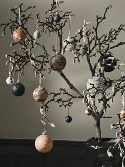 Ferm Living Marble Baubles, M, sæt á 4 stk. fra><noscript><img width=
