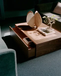 New Works Mass Coffee Table High, oak fra><noscript><img width=