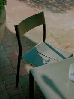 New Works May Chair, light grey fra><noscript><img width=