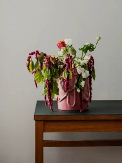 raawii Michael Kvium Jam Vase, juniper fra><noscript><img width=