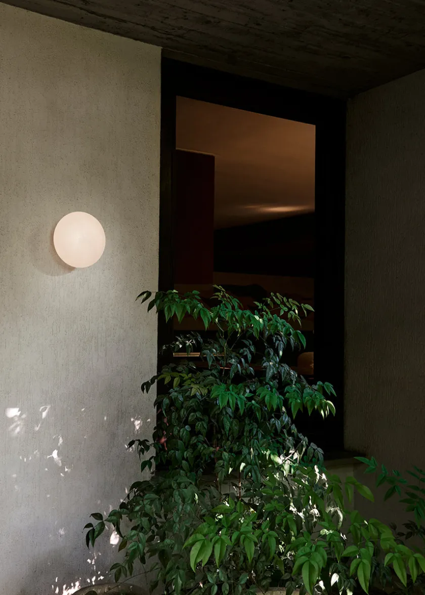 &Tradition Mist AP22 væg- og loftlampe fra> Væglamper|Spots