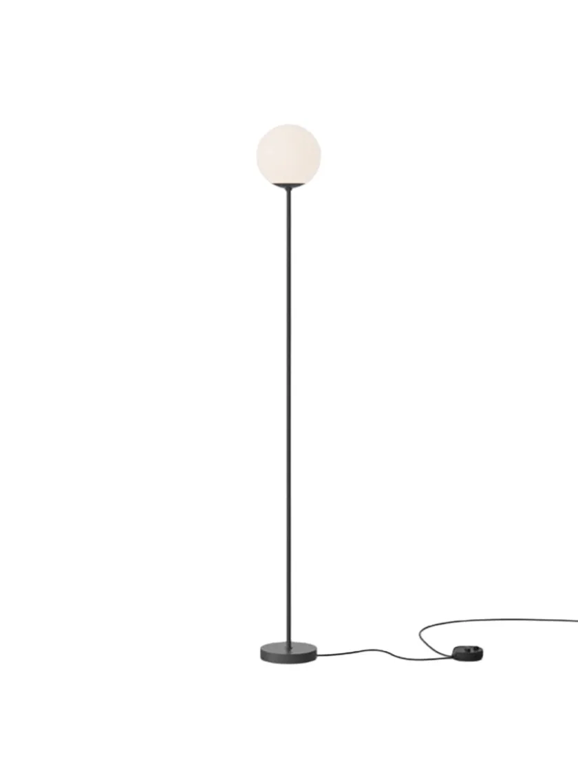 Astep Model 1081 Gulvlampe fra> Gulvlamper|Spots