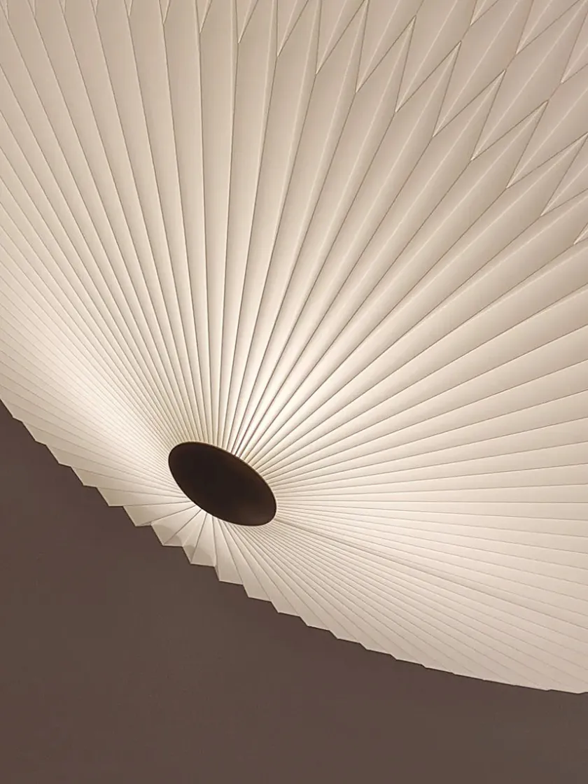 Le Klint Model 23 Loftlampe, Ø 60 cm fra> Spots|Plafonder