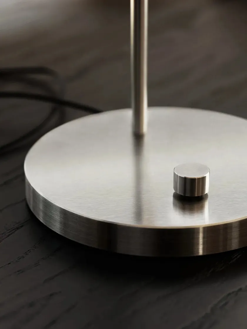 Fritz Hansen MS021 Bordlampe, sort PVD fra> Skrivebordslamper|Spots