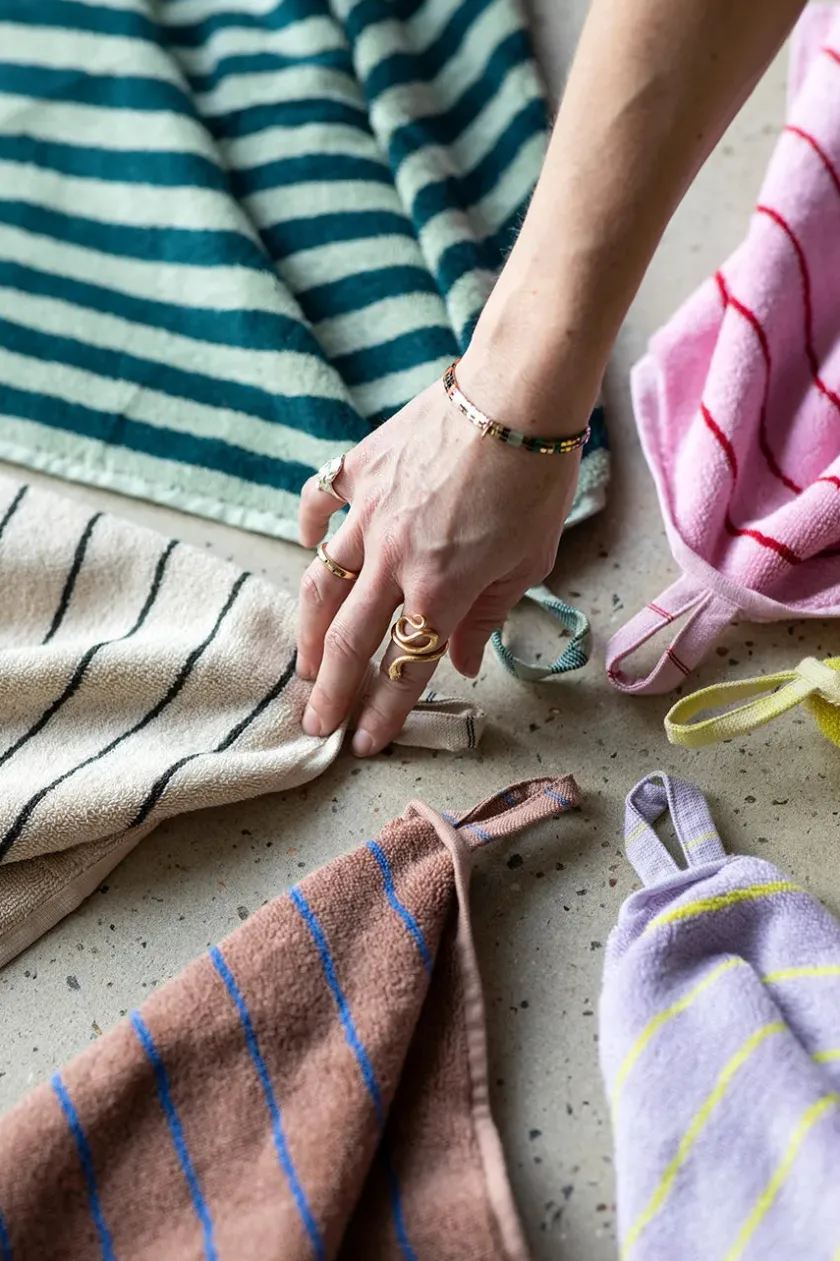Bongusta Naram towel - Creme & Ink fra> Gaver Til Ham|Gaver Til Hende